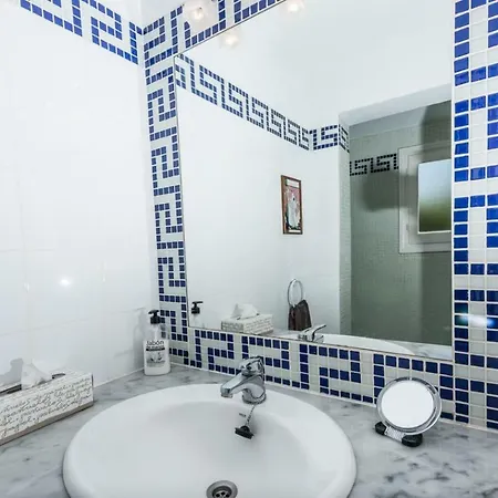 Xapa Villa *